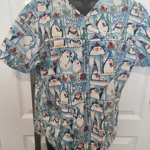 Peaches Scrub top Christmas XS